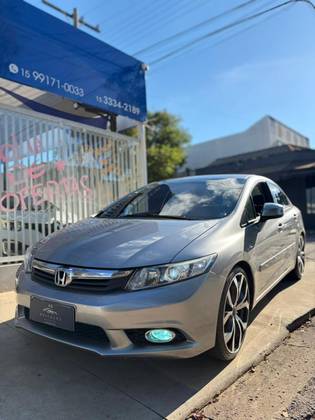 HONDA CIVIC 1.8 LXS 16V FLEX 4P MANUAL HONDA CIVIC 1.8 LXS 16V FLEX 4P MANUAL